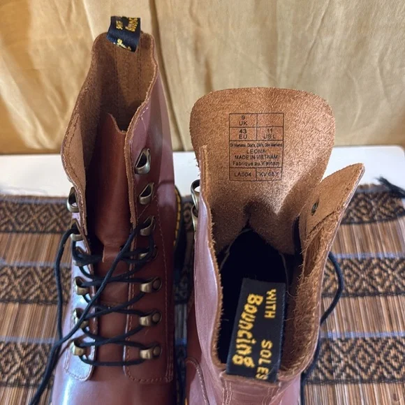 Dr. Martens Chestnut Leather Boots - Picture 4 of 8